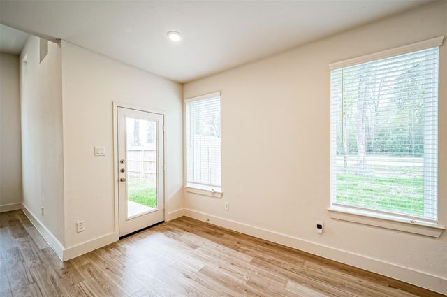 2523 Appian Way B, Roman Forest, TX 77357