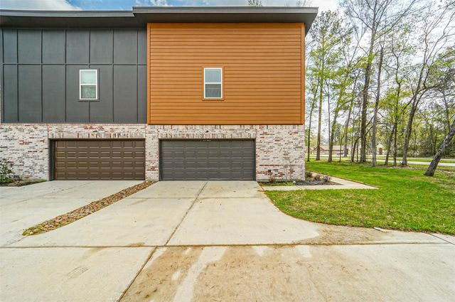 2523 Appian Way B, Roman Forest, TX 77357