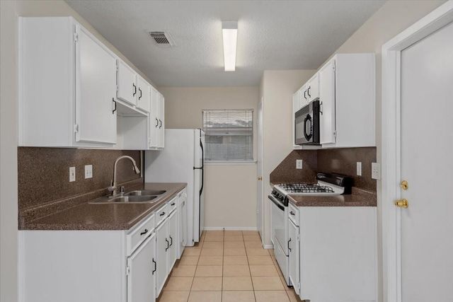 4318 Daisy Meadow Drive, Katy, TX 77449