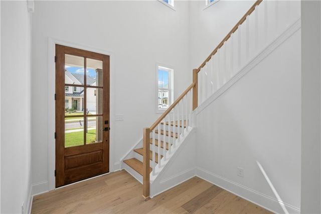 717 Keystone Drive, Woodstock, GA 30188