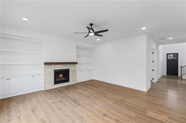 717 Keystone Drive, Woodstock, GA 30188