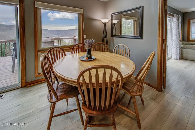 110 Little Deer Path Lane, Lafollette, TN 37766