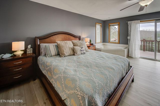 110 Little Deer Path Lane, Lafollette, TN 37766