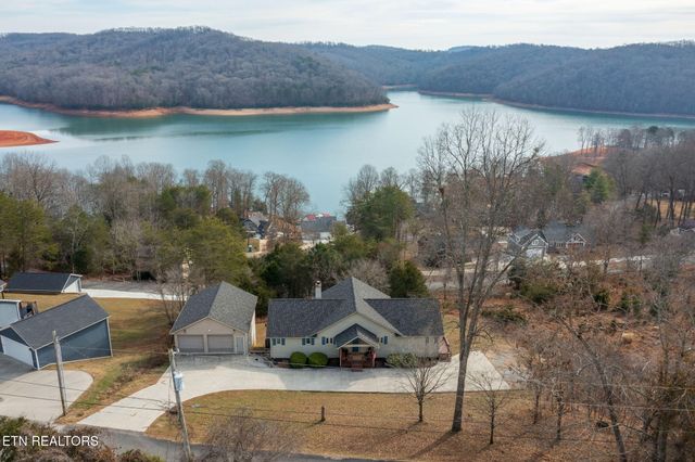 110 Little Deer Path Lane, Lafollette, TN 37766