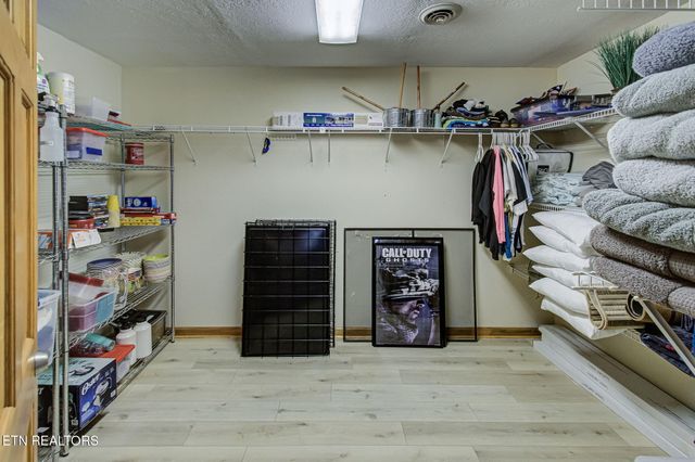 110 Little Deer Path Lane, Lafollette, TN 37766