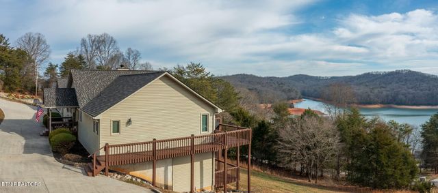 110 Little Deer Path Lane, Lafollette, TN 37766