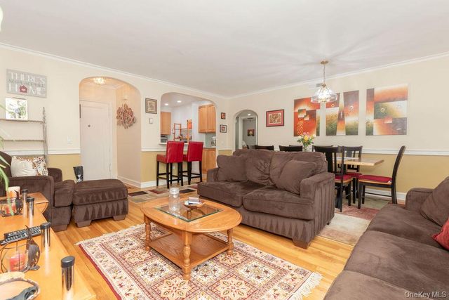 1328 Midland Avenue 1A, Bronxville, NY 10708