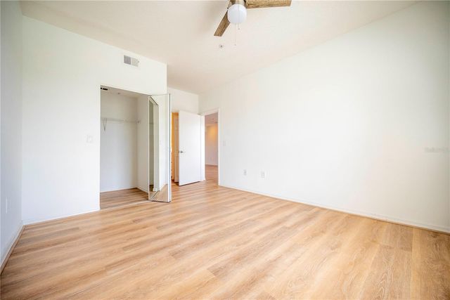 5554 METROWEST BOULEVARD 4-211, Orlando, FL 32811