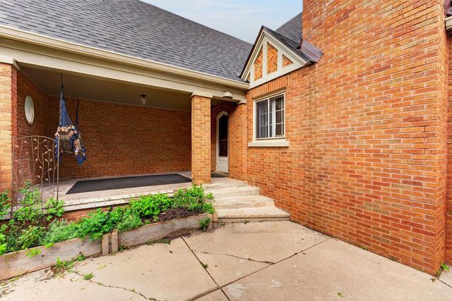 7725 27th AVENUE, Kenosha, WI 53143