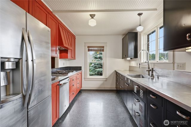 1223 Garfield, Port Townsend, WA 98368