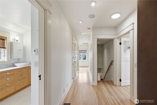 1223 Garfield, Port Townsend, WA 98368