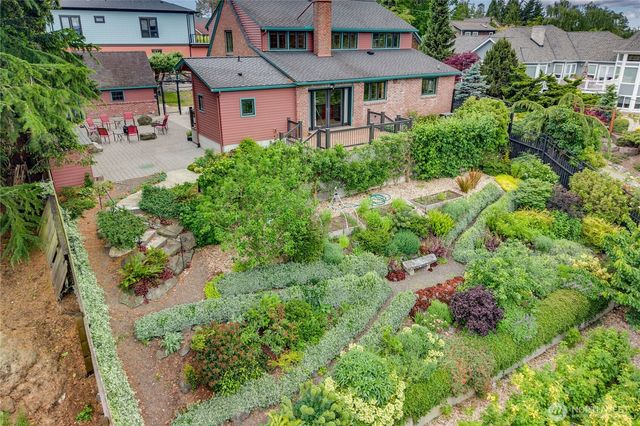1223 Garfield, Port Townsend, WA 98368