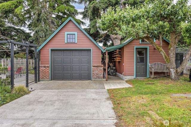 1223 Garfield, Port Townsend, WA 98368