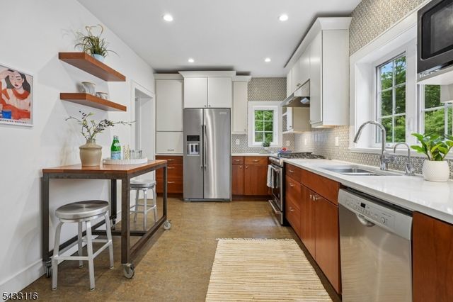 108 Oakview Ave, Maplewood Twp., NJ 07040
