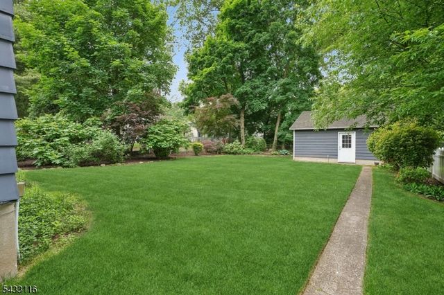 108 Oakview Ave, Maplewood Twp., NJ 07040