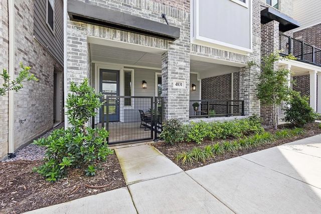 4831 Aldenbury Street, Dallas, TX 75228