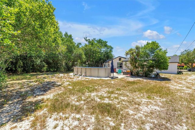 687 JASMINE WAY S, St Petersburg, FL 33705