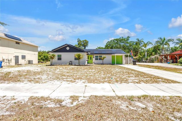 687 JASMINE WAY S, St Petersburg, FL 33705