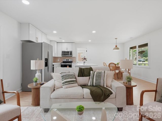 1517 Chandler Place, Lancaster, SC 29720