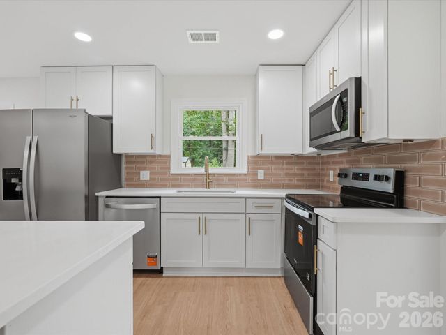 1517 Chandler Place, Lancaster, SC 29720