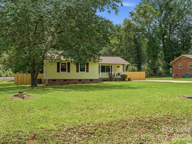 1517 Chandler Place, Lancaster, SC 29720