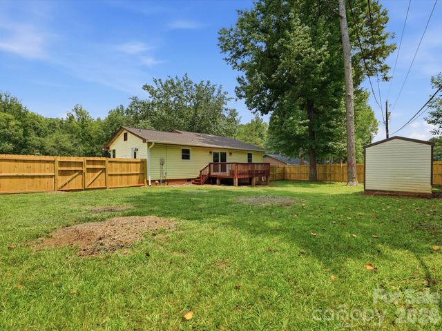 1517 Chandler Place, Lancaster, SC 29720