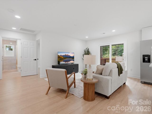 1517 Chandler Place, Lancaster, SC 29720