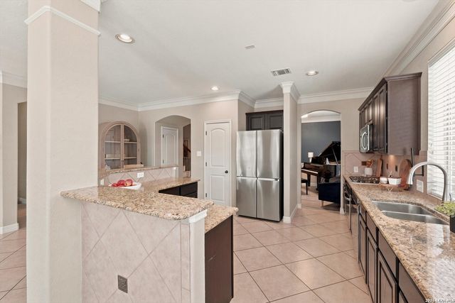 2707 LADERA BND, San Antonio, TX 78261
