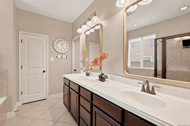 2707 LADERA BND, San Antonio, TX 78261