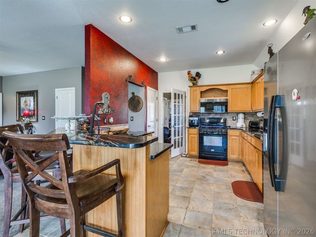 516 S 62nd Street, Broken Arrow, OK 74014