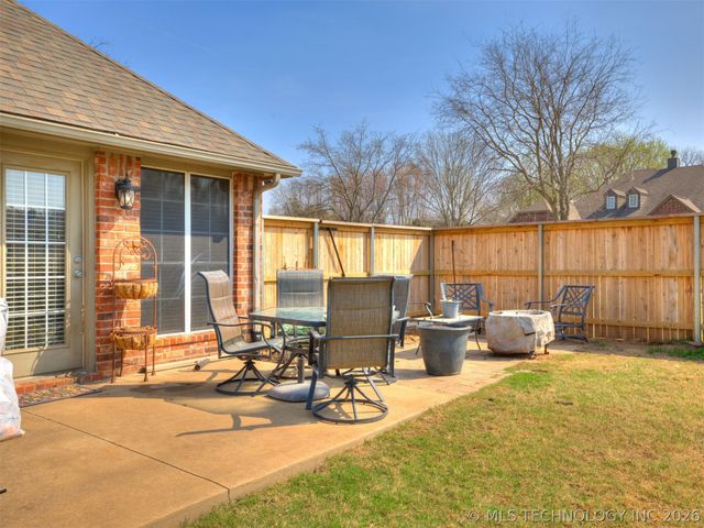 516 S 62nd Street, Broken Arrow, OK 74014