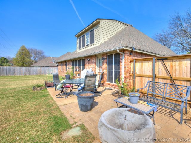 516 S 62nd Street, Broken Arrow, OK 74014