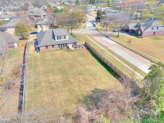 516 S 62nd Street, Broken Arrow, OK 74014