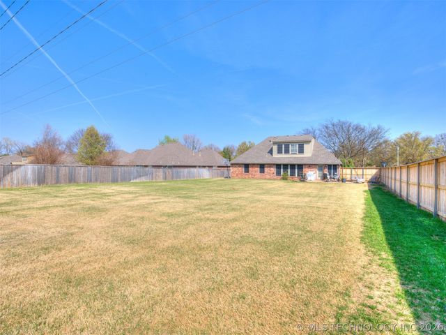 516 S 62nd Street, Broken Arrow, OK 74014