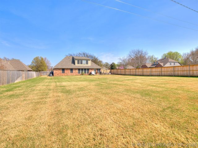 516 S 62nd Street, Broken Arrow, OK 74014