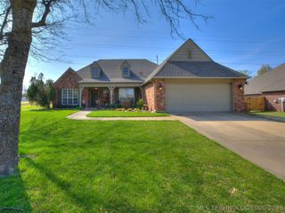 516 S 62nd Street, Broken Arrow, OK 74014