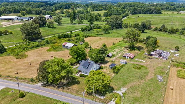 445 College Hill Road, Waco, KY 40385