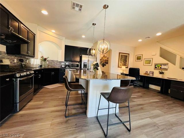 7124 Steele Canyon Street, Las Vegas, NV 89118