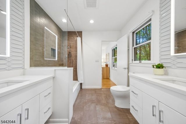 621 Mountain Dr, South Orange Village Twp., NJ 07079