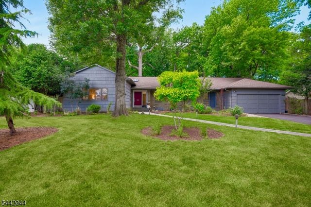 621 Mountain Dr, South Orange Village Twp., NJ 07079