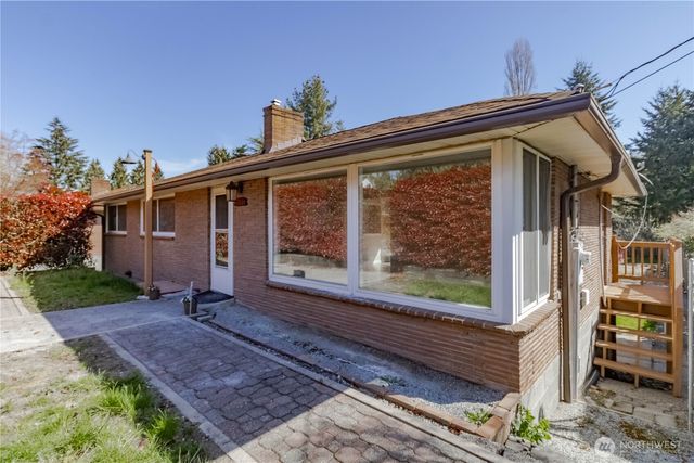 11834 8th Avenue S, Seattle, WA 98168