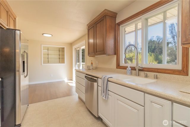 11834 8th Avenue S, Seattle, WA 98168