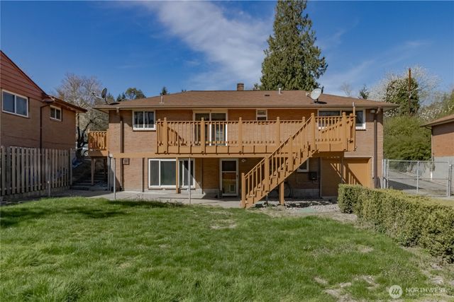 11834 8th Avenue S, Seattle, WA 98168