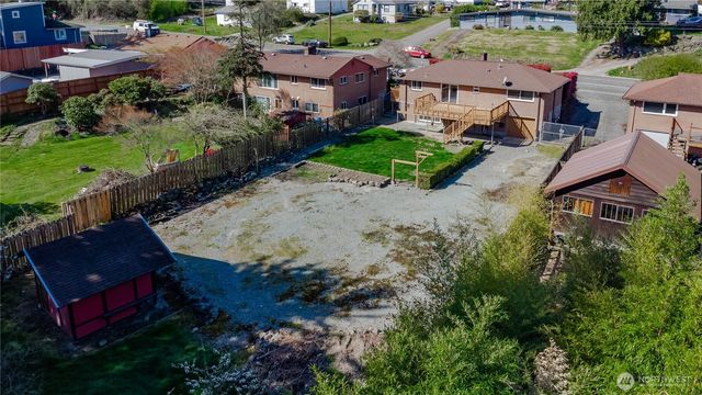 11834 8th Avenue S, Seattle, WA 98168