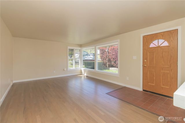 11834 8th Avenue S, Seattle, WA 98168