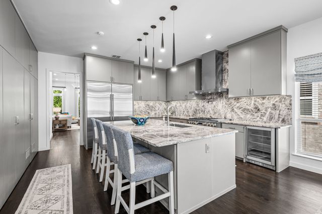 2214 Allen Street A, Dallas, TX 75204