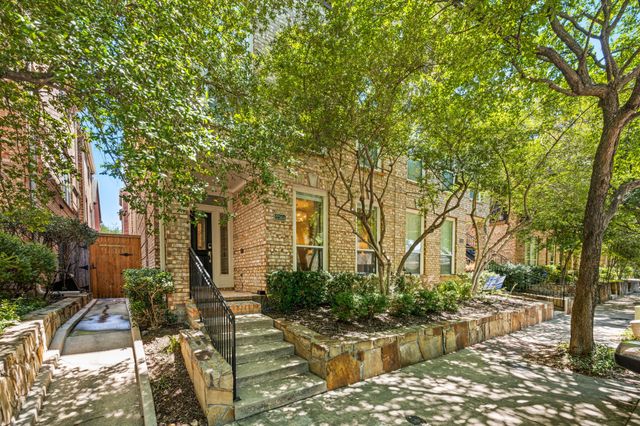 2214 Allen Street A, Dallas, TX 75204