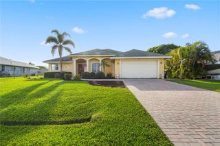 315 SE Fisk Rd, Port St. Lucie, FL 34984