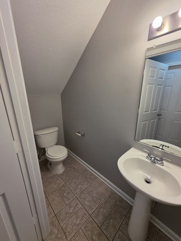 535 Lafayette Rd Apt G1, Clarksville, TN 37042