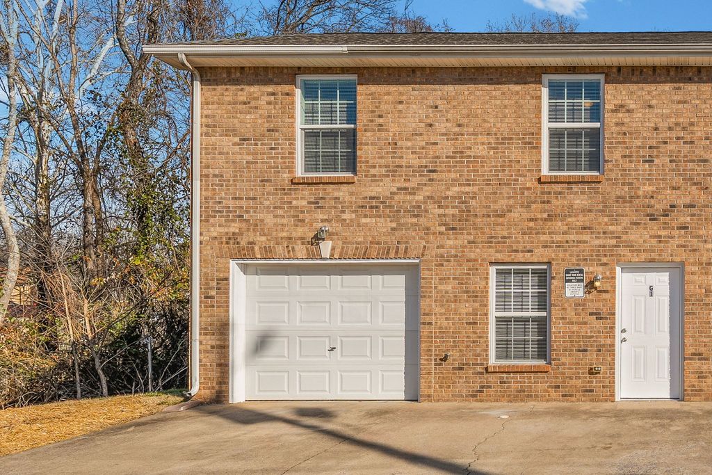 535 Lafayette Rd Apt G1, Clarksville, TN 37042